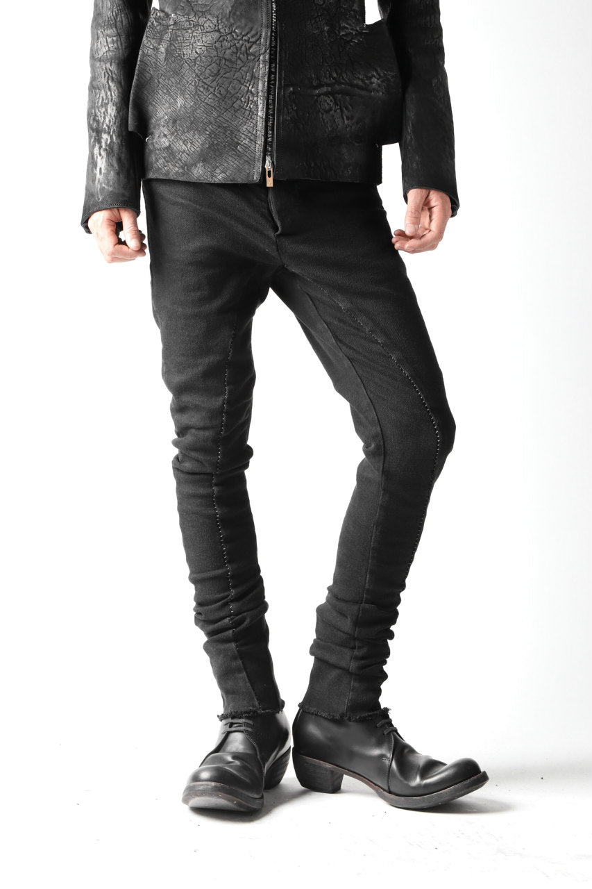 画像をギャラリービューアに読み込む, thomkrom OVERLOCKED BIAS FRONT SKINNY / STRETCH DENIM (BLACK)