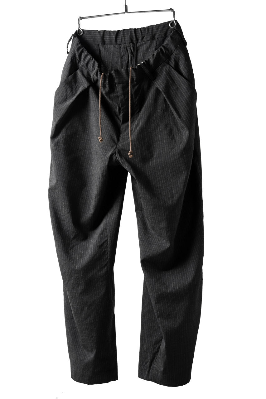 Load image into Gallery viewer, COLINA W-TUCK PANTS / WASHABLE WOOL TROPICAL (STRIPE)