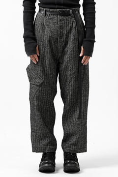 画像をギャラリービューアに読み込む, YUTA MATSUOKA buggy trousers / wool linen herringbone (charcoal grey)