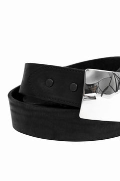 Load image into Gallery viewer, ISAMU KATAYAMA BACKLASH SILVER PLATE BUCKLE BELT / DOUBLE SHOULDER OBJECT DYED (BLACK)