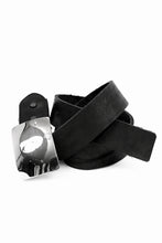 Load image into Gallery viewer, ISAMU KATAYAMA BACKLASH SILVER PLATE BUCKLE BELT / DOUBLE SHOULDER OBJECT DYED (BLACK)
