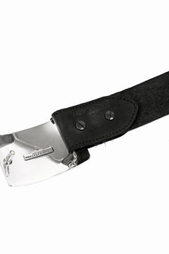 Load image into Gallery viewer, ISAMU KATAYAMA BACKLASH SILVER PLATE BUCKLE BELT / DOUBLE SHOULDER OBJECT DYED (BLACK)