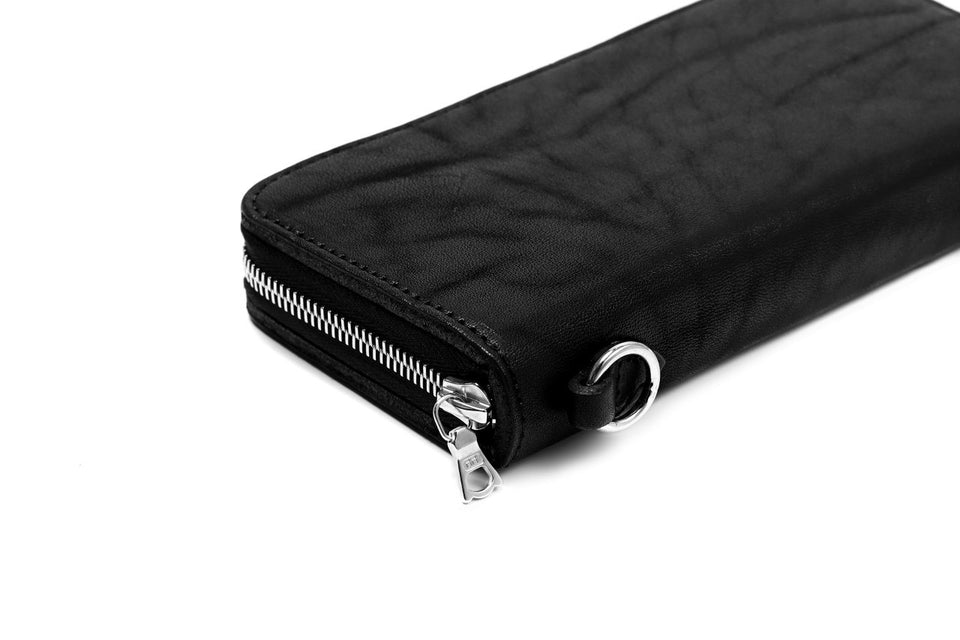 Load image into Gallery viewer, ISAMU KATAYAMA BACKLASH exclusive ROUND FASTNER WALLET / DOUBLE-SHOULDER OBJECT DYED (BLACK)