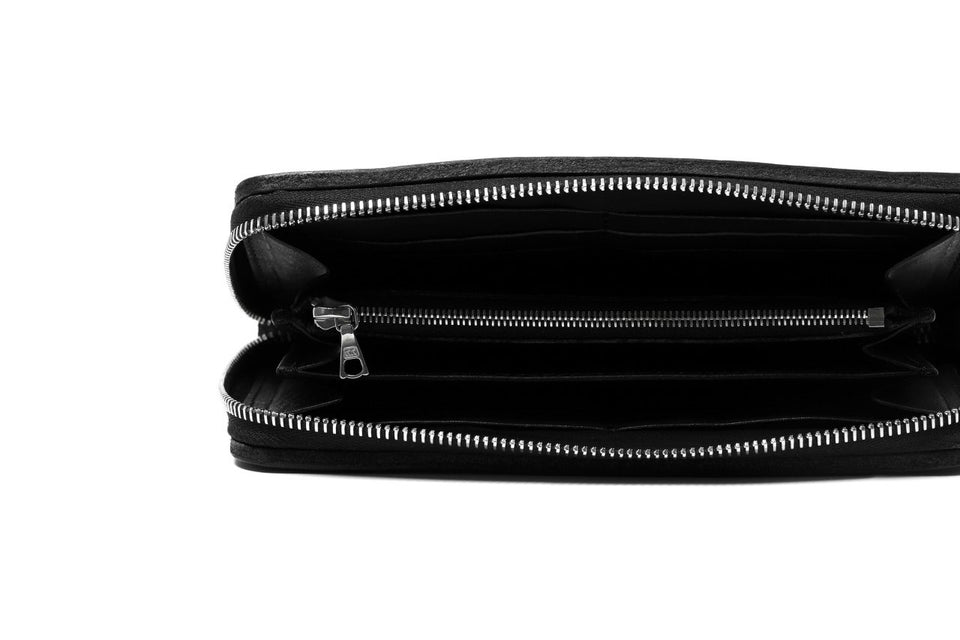 Load image into Gallery viewer, ISAMU KATAYAMA BACKLASH exclusive ROUND FASTNER WALLET / DOUBLE-SHOULDER OBJECT DYED (BLACK)