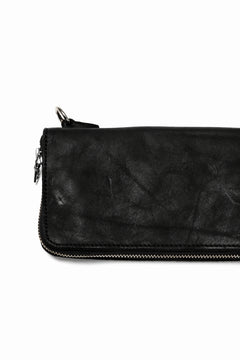 Load image into Gallery viewer, ISAMU KATAYAMA BACKLASH exclusive ROUND FASTNER WALLET / DOUBLE-SHOULDER OBJECT DYED (BLACK)