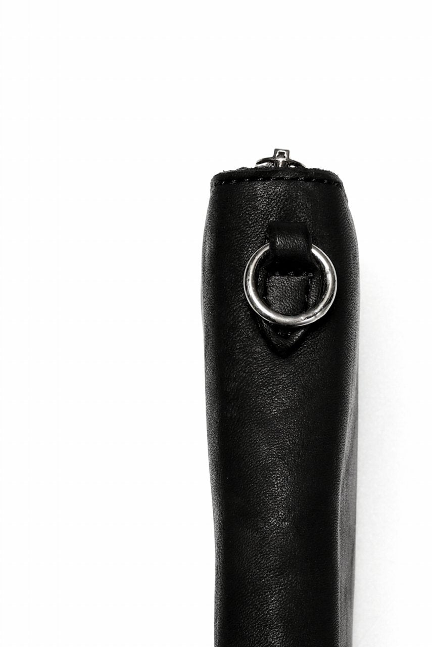 Load image into Gallery viewer, ISAMU KATAYAMA BACKLASH exclusive ROUND FASTNER WALLET / DOUBLE-SHOULDER OBJECT DYED (BLACK)