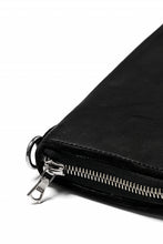 Load image into Gallery viewer, ISAMU KATAYAMA BACKLASH exclusive ROUND FASTNER WALLET / DOUBLE-SHOULDER OBJECT DYED (BLACK)