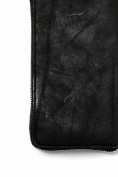 Load image into Gallery viewer, ISAMU KATAYAMA BACKLASH exclusive ROUND FASTNER WALLET / DOUBLE-SHOULDER OBJECT DYED (BLACK)