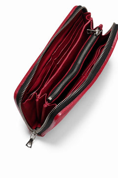 Load image into Gallery viewer, ISAMU KATAYAMA BACKLASH exclusive ROUND FASTNER WALLET / DOUBLE-SHOULDER OBJECT DYED (RED)