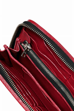 Load image into Gallery viewer, ISAMU KATAYAMA BACKLASH exclusive ROUND FASTNER WALLET / DOUBLE-SHOULDER OBJECT DYED (RED)