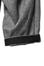 画像をギャラリービューアに読み込む, N/07 "MAUSK Detail" Three Dimensional Wide Tuck / Dart Cropped Pants #2 (GREY)