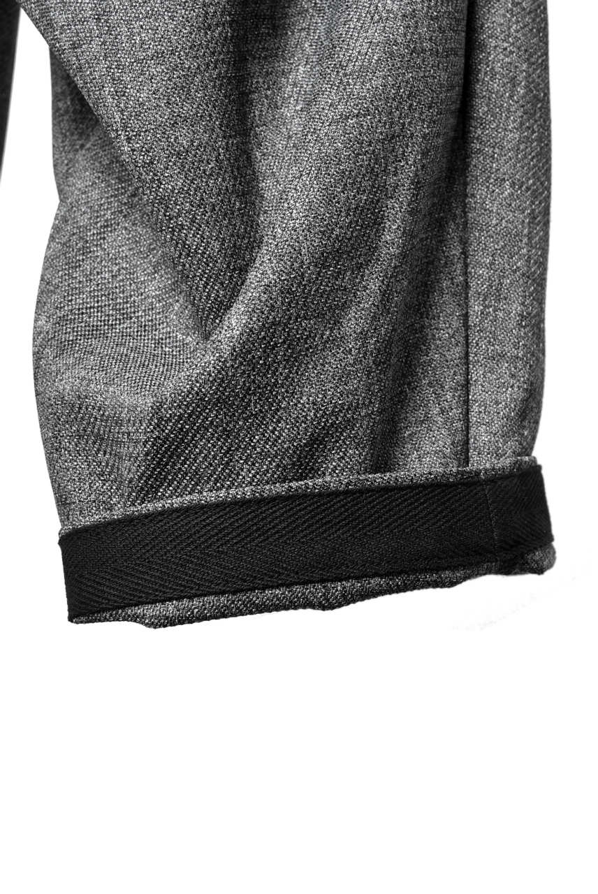 画像をギャラリービューアに読み込む, N/07 "MAUSK Detail" Three Dimensional Wide Tuck / Dart Cropped Pants #2 (GREY)