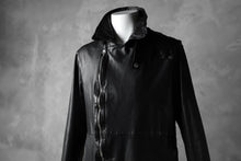 Load image into Gallery viewer, ISAMU KATAYAMA BACKLASH RIDERS COAT / ITALY SHOULDER 0.6mm