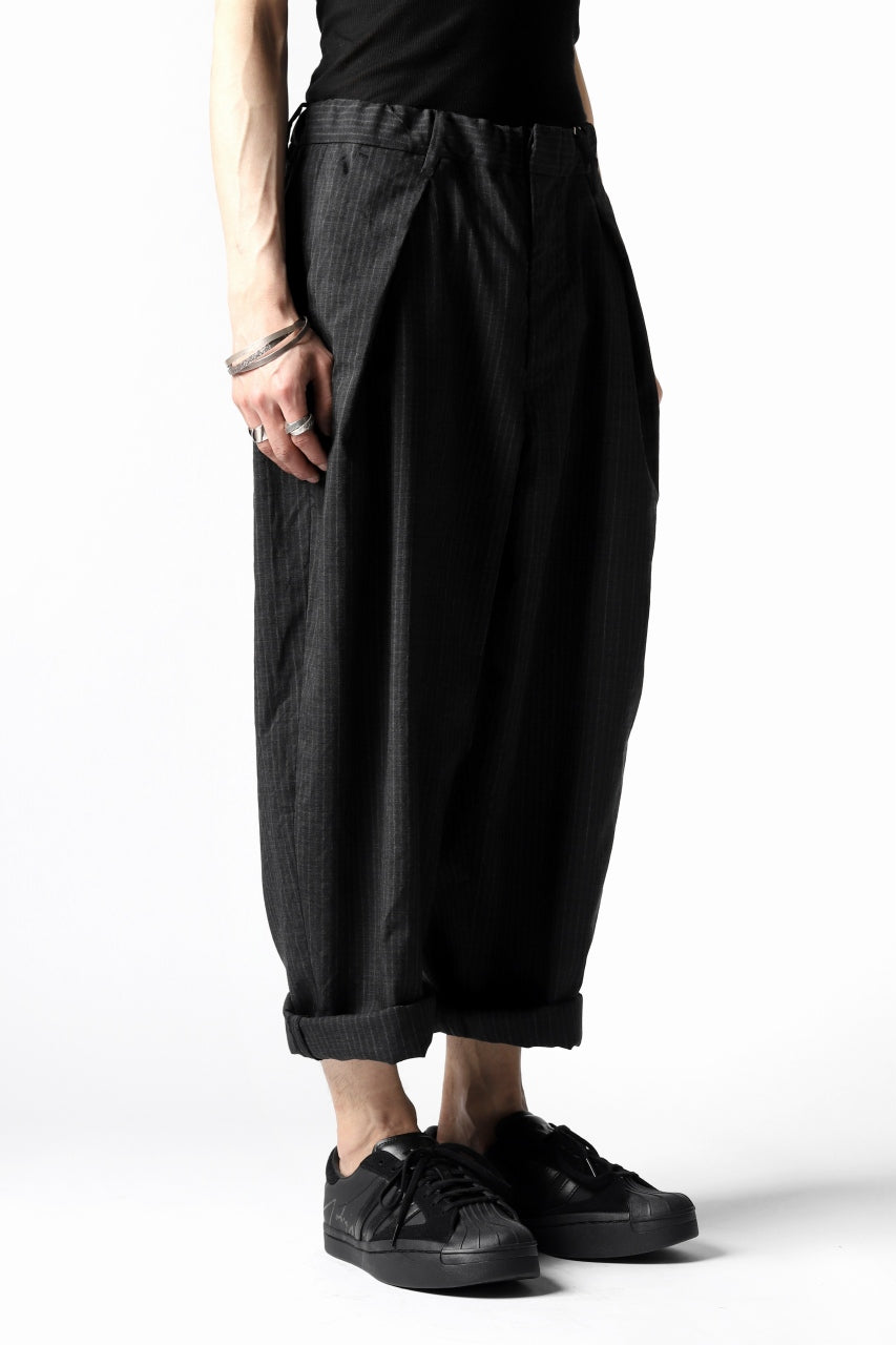 Load image into Gallery viewer, COLINA W-TUCK PANTS / WASHABLE WOOL TROPICAL (STRIPE)