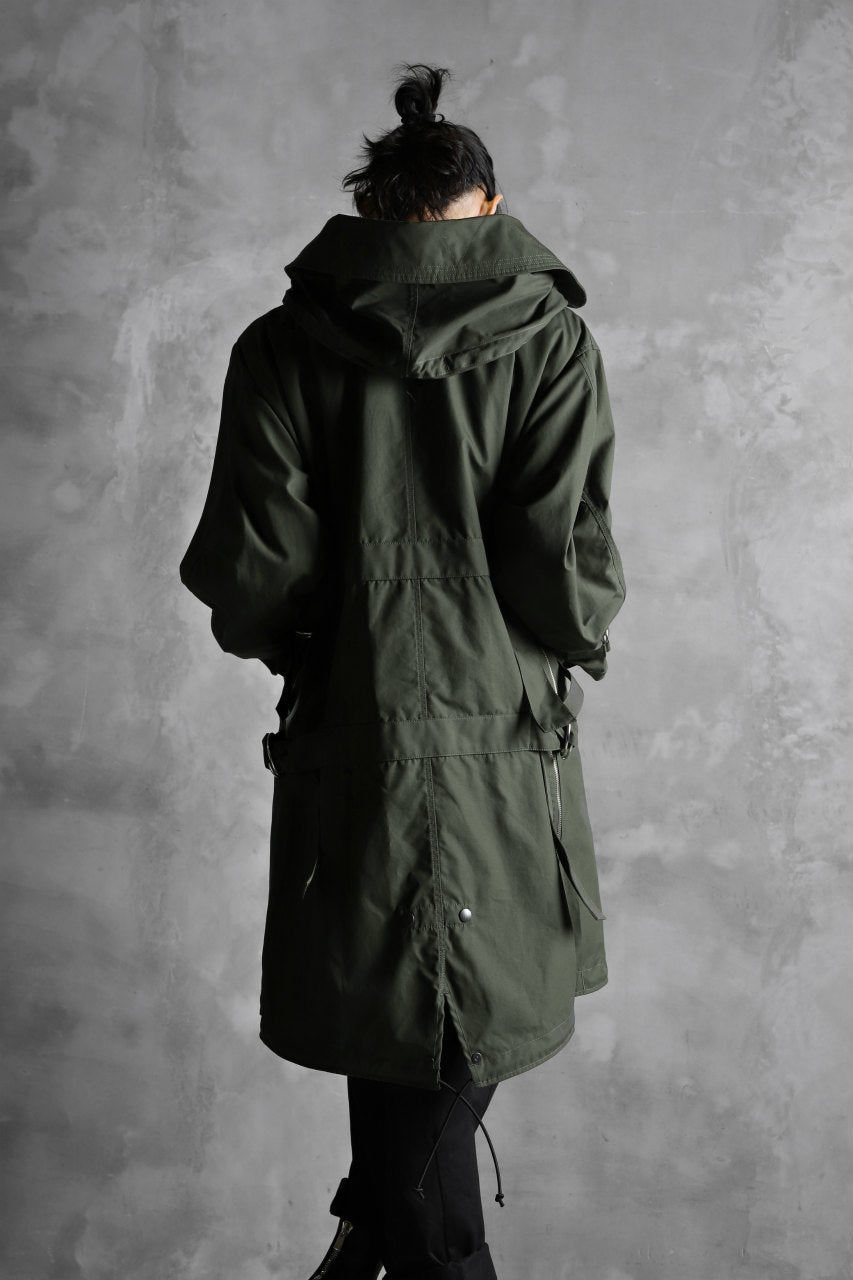 Load image into Gallery viewer, KLASICA WATER FALL MODS COAT / Ventile® UK L24 (OLIVE)