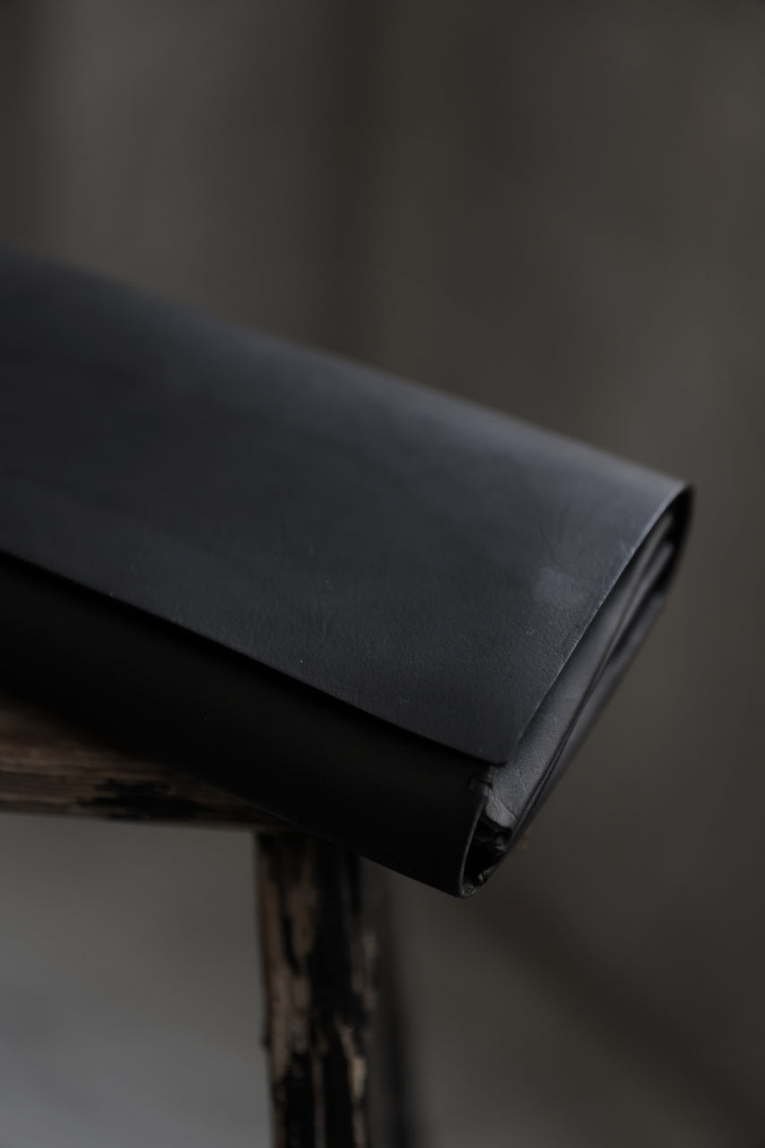 Load image into Gallery viewer, ISAMU KATAYAMA BACKLASH LONG FOLD WALLET / GUIDI OILED-CALF (BLACK)