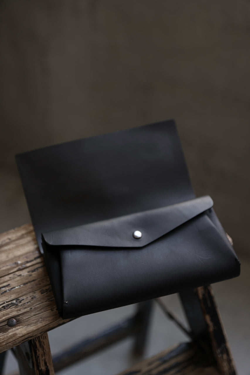 Load image into Gallery viewer, ISAMU KATAYAMA BACKLASH LONG FOLD WALLET / GUIDI OILED-CALF (BLACK)