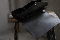 Load image into Gallery viewer, ISAMU KATAYAMA BACKLASH LONG FOLD WALLET / GUIDI OILED-CALF (BLACK)