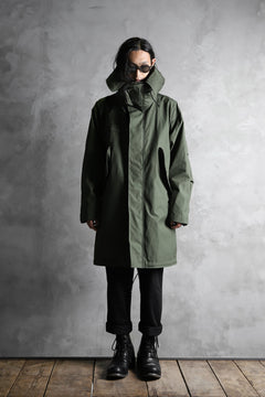 Load image into Gallery viewer, KLASICA WATER FALL MODS COAT / Ventile® UK L24 (OLIVE)