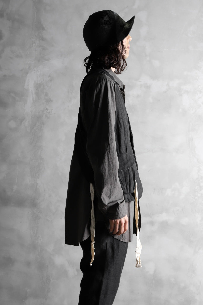 Load image into Gallery viewer, KLASICA CROSS BACK POCKET VEST / RAMIE (CARBON)