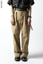 Load image into Gallery viewer, sus-sous gurkha trousers yarn dyed OX (BEIGE)