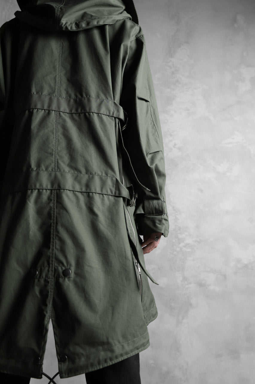 Load image into Gallery viewer, KLASICA WATER FALL MODS COAT / Ventile® UK L24 (OLIVE)