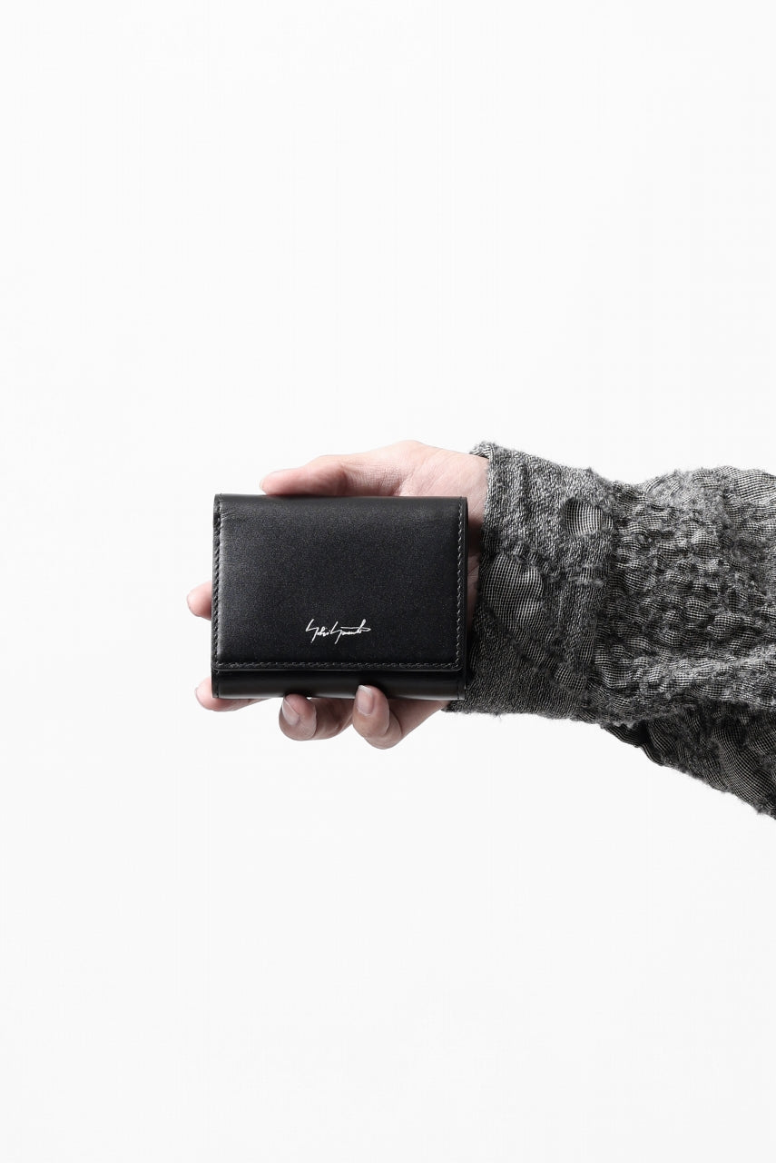 画像をギャラリービューアに読み込む, discord Yohji Yamamoto Tri Folded Compact Wallet / Smooth Cow Skin Leather (BLACK)