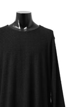Load image into Gallery viewer, ISAMU KATAYAMA BACKLASH LONG SLEEVE CUT & SEWN / RANDOM PILE FABRIC (BLACK)