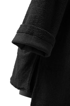Load image into Gallery viewer, ISAMU KATAYAMA BACKLASH LONG SLEEVE CUT & SEWN / RANDOM PILE FABRIC (BLACK)