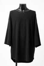 Load image into Gallery viewer, ISAMU KATAYAMA BACKLASH OVER FITTED CUT & SEWN / RANDOM PILE FABRIC (BLACK)