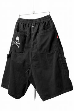 Load image into Gallery viewer, mastermind JAPAN LIGHT OZ SELVEDGE DENIM WORK SHORTS / SPECIAL WATER REPELLENT (BLACK)