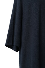 Load image into Gallery viewer, ISAMU KATAYAMA BACKLASH OVER FITTED CUT & SEWN / RANDOM PILE FABRIC (NAVY)