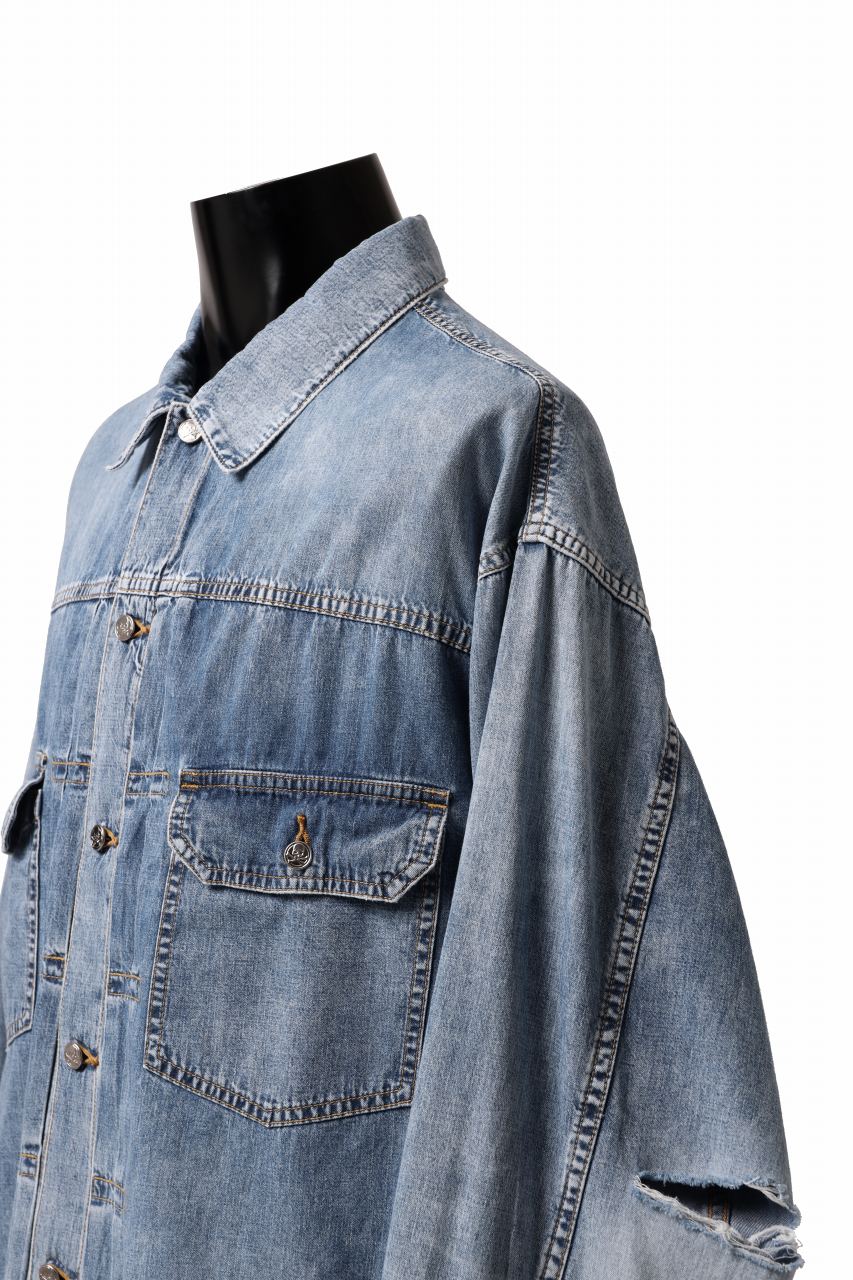 Load image into Gallery viewer, mastermind WORLD LIGHT OZ SELVEDGE DENIM SHIRT / SPECIAL WATER REPELLENT (INDIGO)