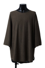 Load image into Gallery viewer, ISAMU KATAYAMA BACKLASH OVER FITTED CUT & SEWN / RANDOM PILE FABRIC (KHAKI)