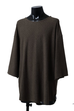 Load image into Gallery viewer, ISAMU KATAYAMA BACKLASH OVER FITTED CUT & SEWN / RANDOM PILE FABRIC (KHAKI)