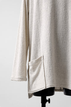 Load image into Gallery viewer, ISAMU KATAYAMA BACKLASH LONG SLEEVE CUT & SEWN / RANDOM PILE FABRIC (BEIGE)