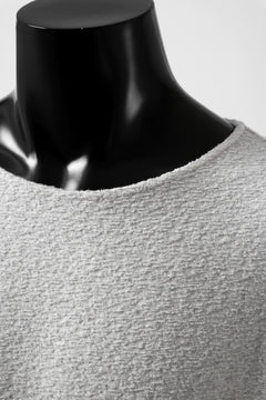 Load image into Gallery viewer, ISAMU KATAYAMA BACKLASH LONG SLEEVE CUT & SEWN / RANDOM PILE FABRIC (BEIGE)