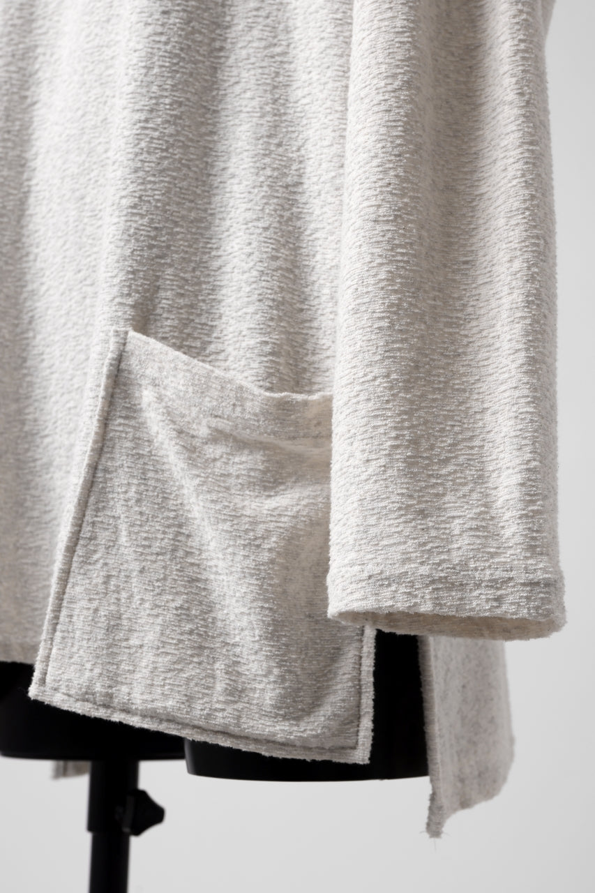 Load image into Gallery viewer, ISAMU KATAYAMA BACKLASH LONG SLEEVE CUT & SEWN / RANDOM PILE FABRIC (BEIGE)
