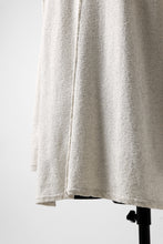 Load image into Gallery viewer, ISAMU KATAYAMA BACKLASH LONG SLEEVE CUT & SEWN / RANDOM PILE FABRIC (BEIGE)