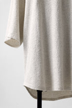 Load image into Gallery viewer, ISAMU KATAYAMA BACKLASH OVER FITTED CUT & SEWN / RANDOM PILE FABRIC (BEIGE)