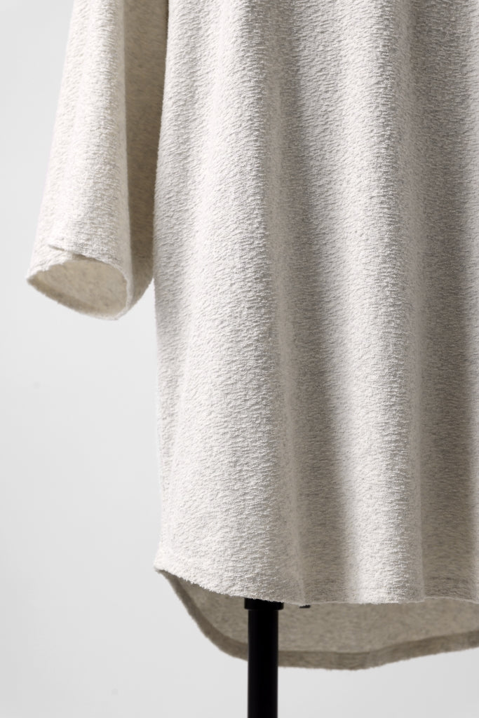 Load image into Gallery viewer, ISAMU KATAYAMA BACKLASH OVER FITTED CUT & SEWN / RANDOM PILE FABRIC (BEIGE)