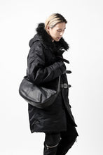 画像をギャラリービューアに読み込む, ISAMU KATAYAMA BACKLASH exclusive UTILITY BAG / GUIDI OILED CALF (BLACK)