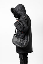 画像をギャラリービューアに読み込む, ISAMU KATAYAMA BACKLASH exclusive UTILITY BAG / GUIDI OILED CALF (BLACK)