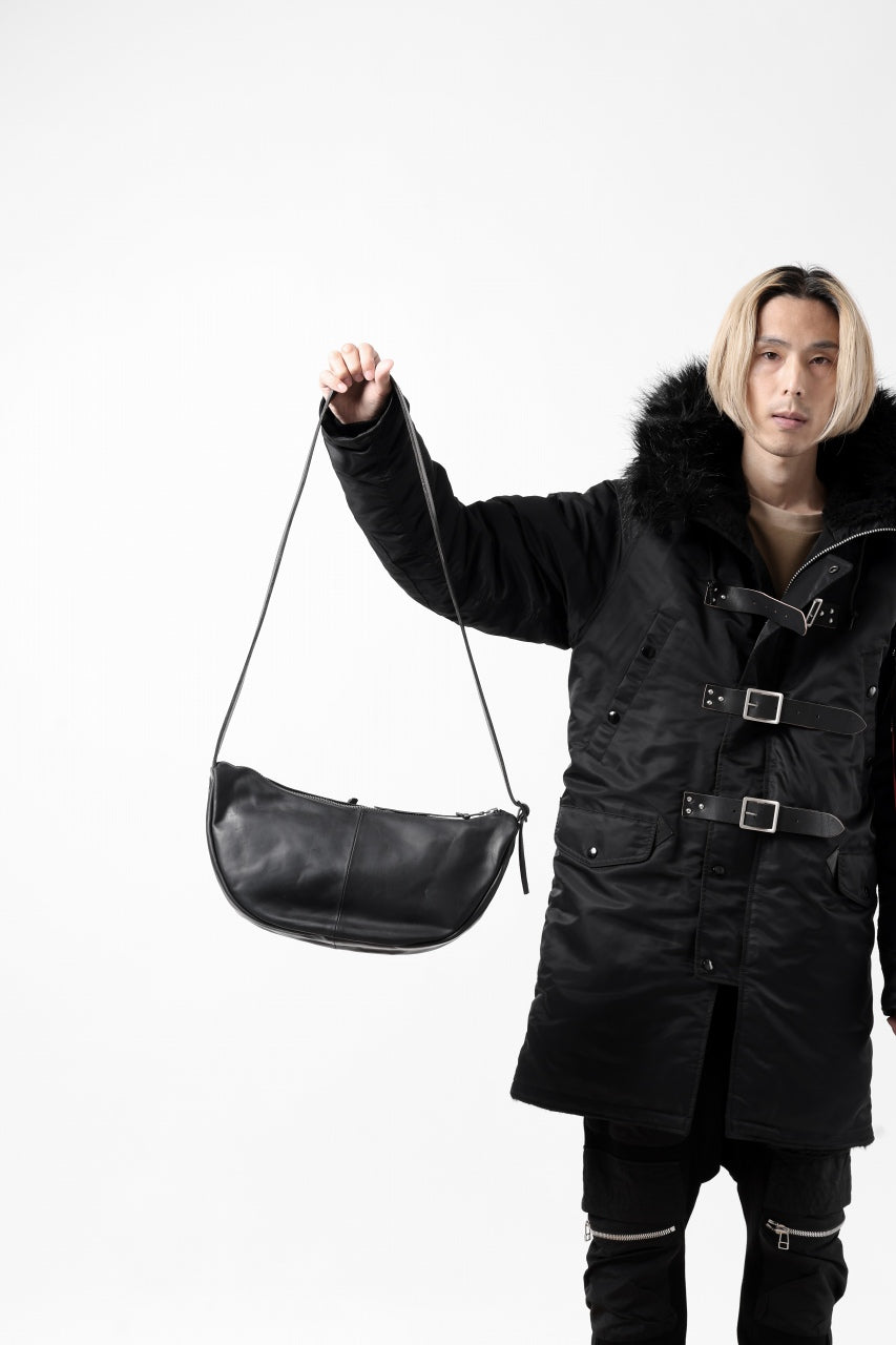 画像をギャラリービューアに読み込む, ISAMU KATAYAMA BACKLASH exclusive UTILITY BAG / GUIDI OILED CALF (BLACK)