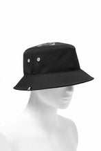 Load image into Gallery viewer, mastermind JAPAN REFLECTIVE SKULL BUCKET HAT (BLACK)