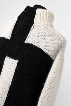 画像をギャラリービューアに読み込む, thomkrom HIGH COLLAR KNIT PULLOVER / ALPACA WOOL (BLACK x WHITE)