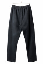 画像をギャラリービューアに読み込む, DEFORMATER.® THREE PROCESSING SWEAT REGULAR PANT - DYED/BIO/FROST EFFECT (VINTAGE BLACK)