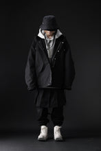 画像をギャラリービューアに読み込む, mastermind JAPAN OVERSIZED SHORT MODSCOAT / PRIMALOFT (BLACK)