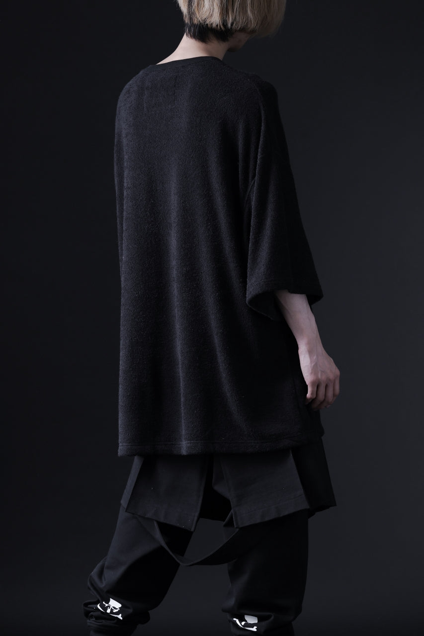 Load image into Gallery viewer, DEFORMATER.® OVER SIZED TOPS / DOUBLE SIDED SOFT PILE (BLACK)