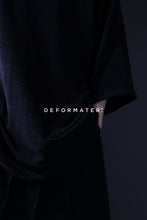 Load image into Gallery viewer, DEFORMATER.® OVER SIZED TOPS / DOUBLE SIDED SOFT PILE (BLACK)